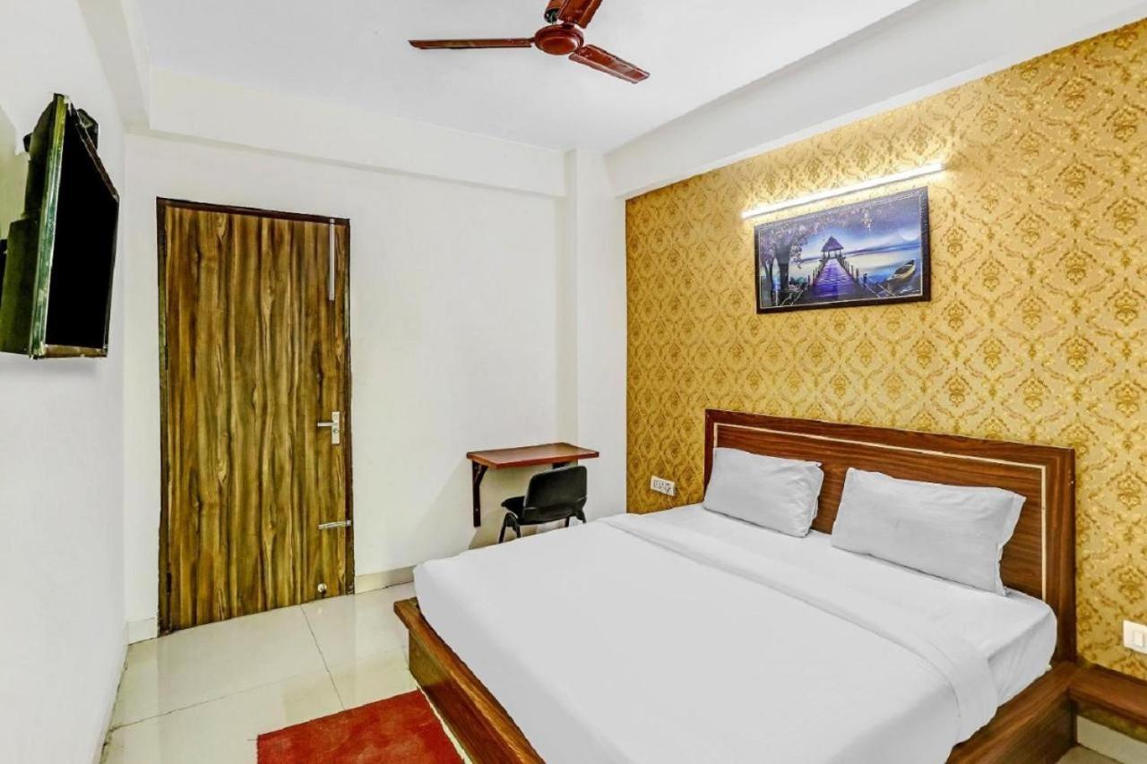 Hotel Villa View Noida Esterno foto